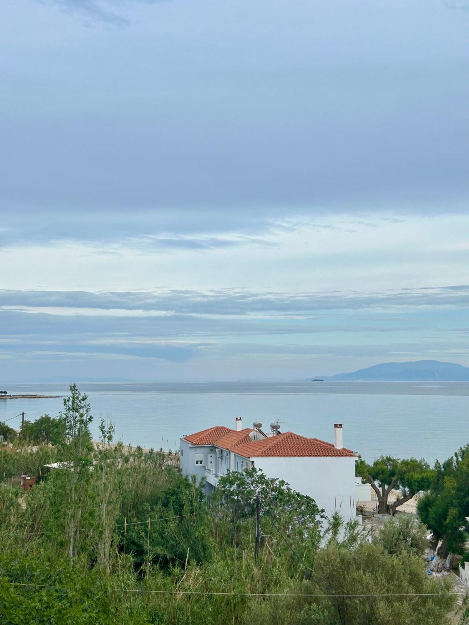 Ocean View Studios And Luxury Rooms Plomari Eksteriør bilde