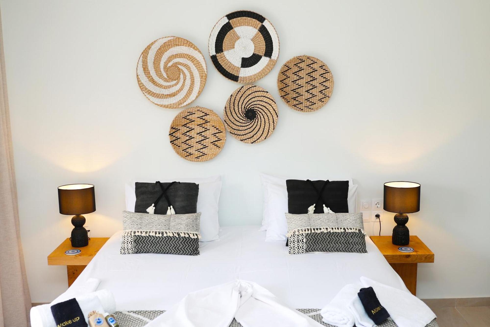 Ocean View Studios And Luxury Rooms Plomari Eksteriør bilde